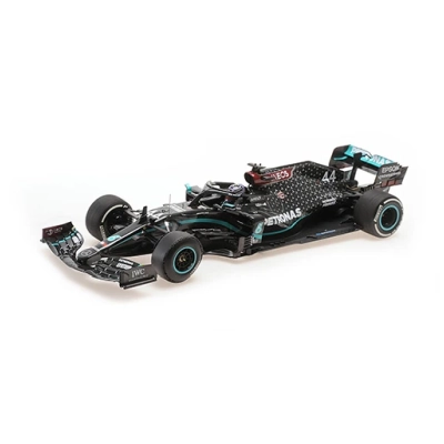 Minichamps 110200444 1/18 Ölçek MERCEDES-AMG PETRONAS F1 TEAM W11 EQ PERF. - L. HAMILTON - WINNER BRITISH GP 2020 FLAT TYRE Limitli Üretim 704 Adet