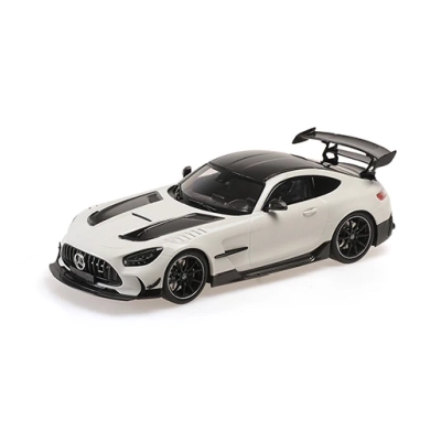 Minichamps 	155032022	1/18 Ölçek 	MERCEDES-AMG GT Black Series - Metalik Beyaz Limitli üretim 300 adet