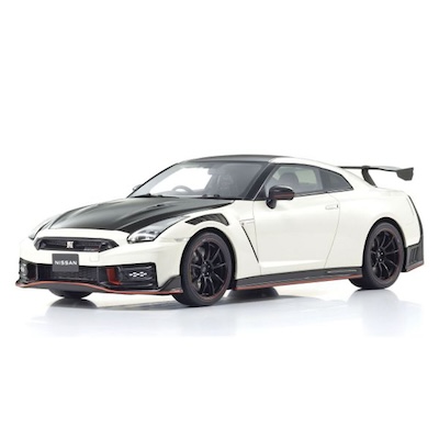 1/18 NISSAN GT-R NISMO (WHITE)