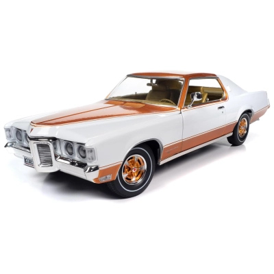 American Muscle AMM1316 1/18 Ölçek 1969 Pontiac Grand Prix *Royal Bobcat*, Cameo Beyaz