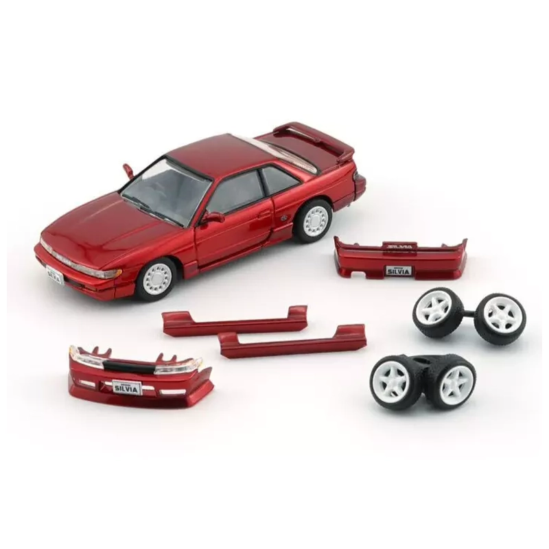 BM Creations BM64B0301lhd 1/64 Nissan Silvia S13, Metalik Kırmızı.Ürün aksesuar paketi içerir.