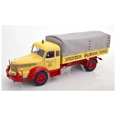 Road Kings | RK180133 | 1950–1954 Krupp Titan SWL 80 Canvas Top *Baumann Bonn*, Sarı/Kırmızı