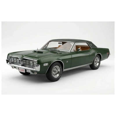 Sunstar | SUN1575 | 1/18 Ölçek | Mercury Cougar XR7-G 1968, Augusta Green