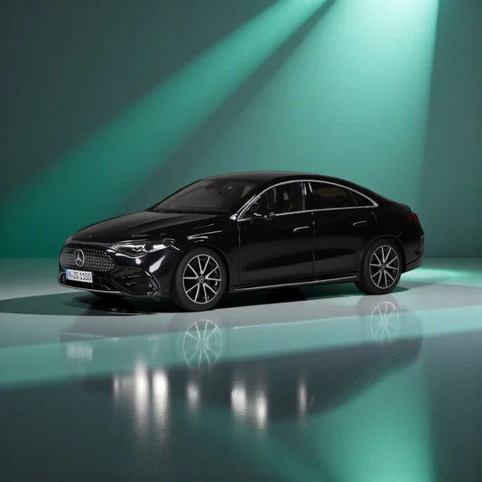 1/18 Mercedes-Benz CLA Coupé EQ
