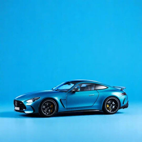 1/12 Mercedes-AMG GT 63