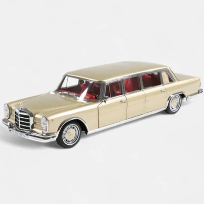 1/18 Mercedes-Benz 600 Pullman